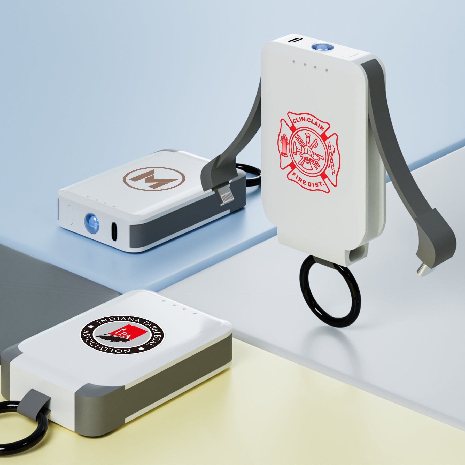 2000 mAh Power Bank with Built-In Cables 3