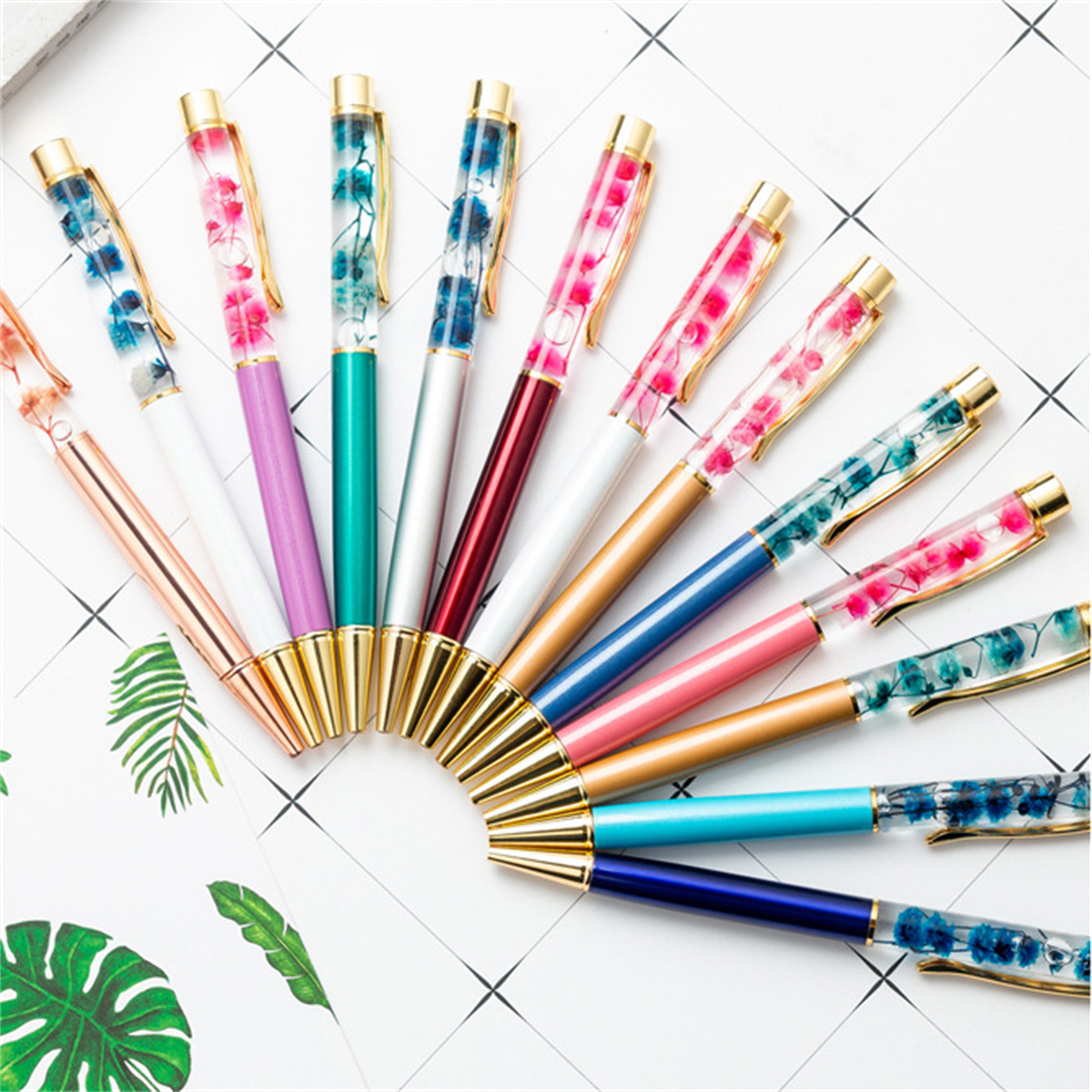 Dynamic Floating Liquid Flower Ballpoint Pen 3