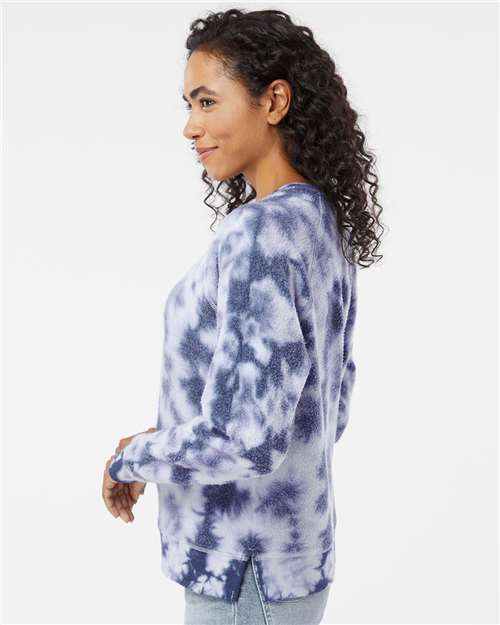 Women's Fleece Out Crewneck Pullover - K01 17