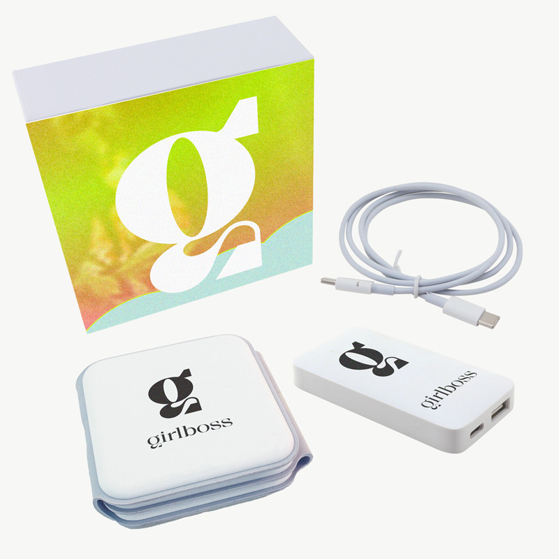 Chi-Charge Stack and Wall Charger In Branded Packaging 18