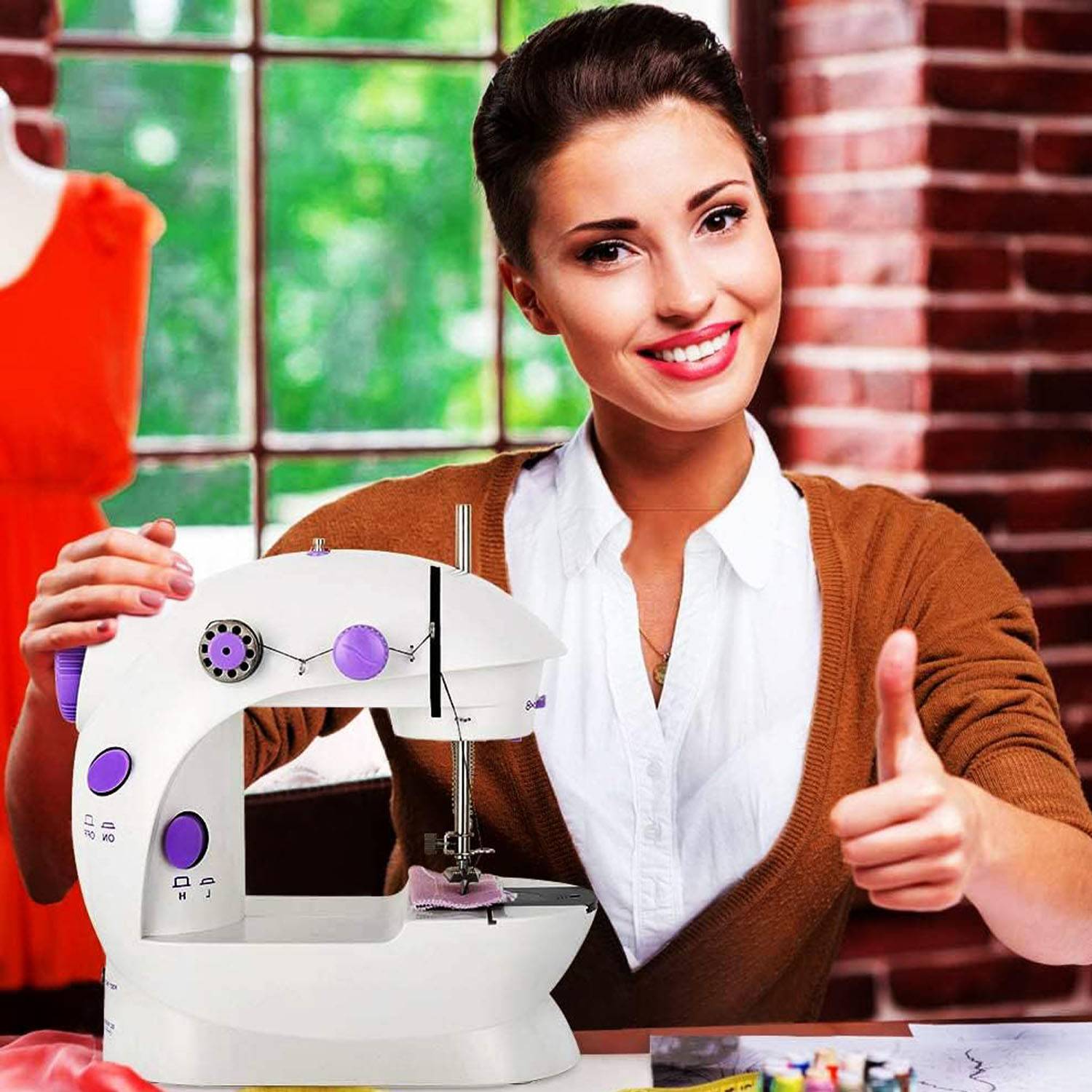 Mini Sewing Machine Handheld Portable Electric for Beginners 5