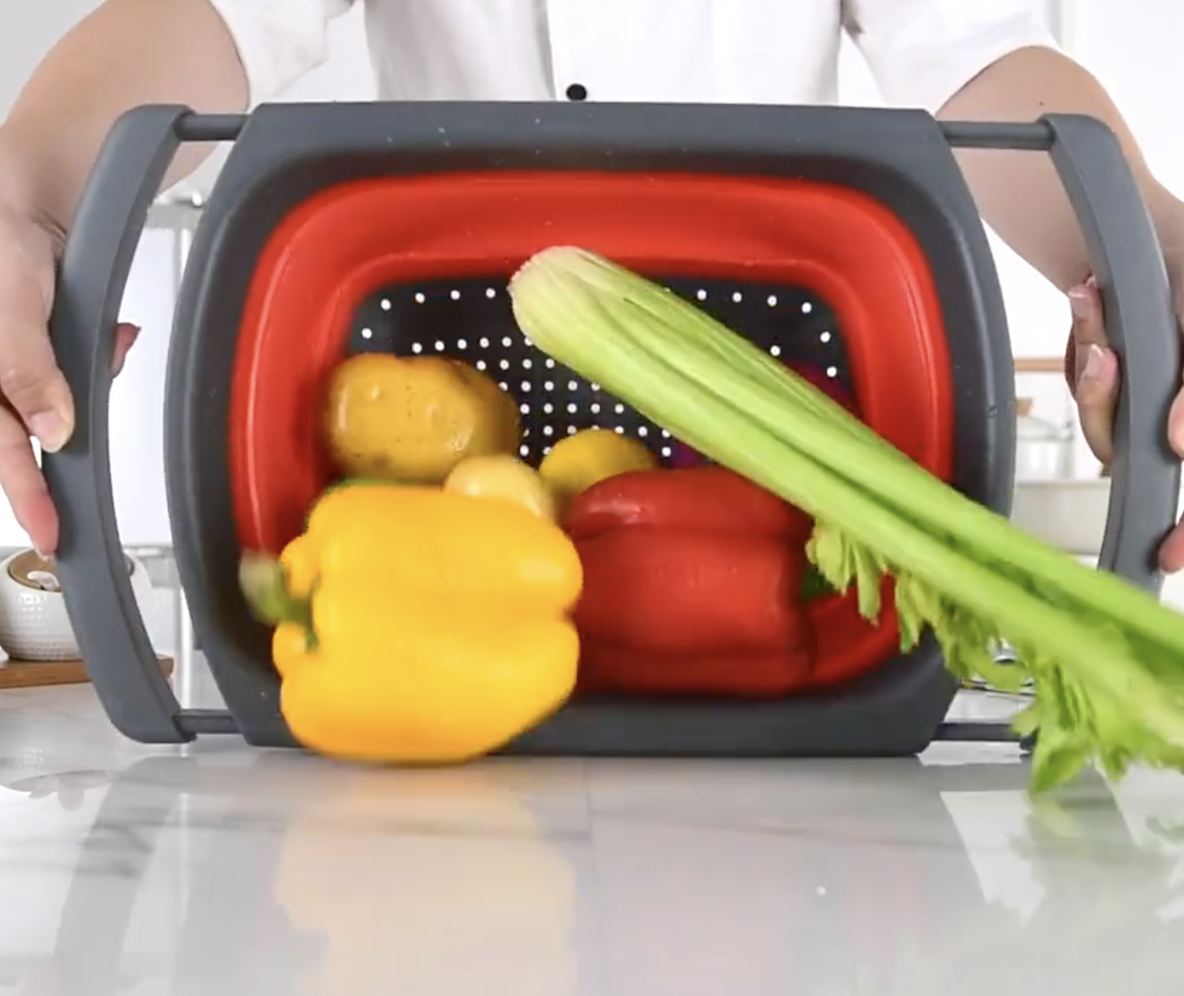 The Sink Vegetable/Fruit Strainer Basket with Extendable Handles 15