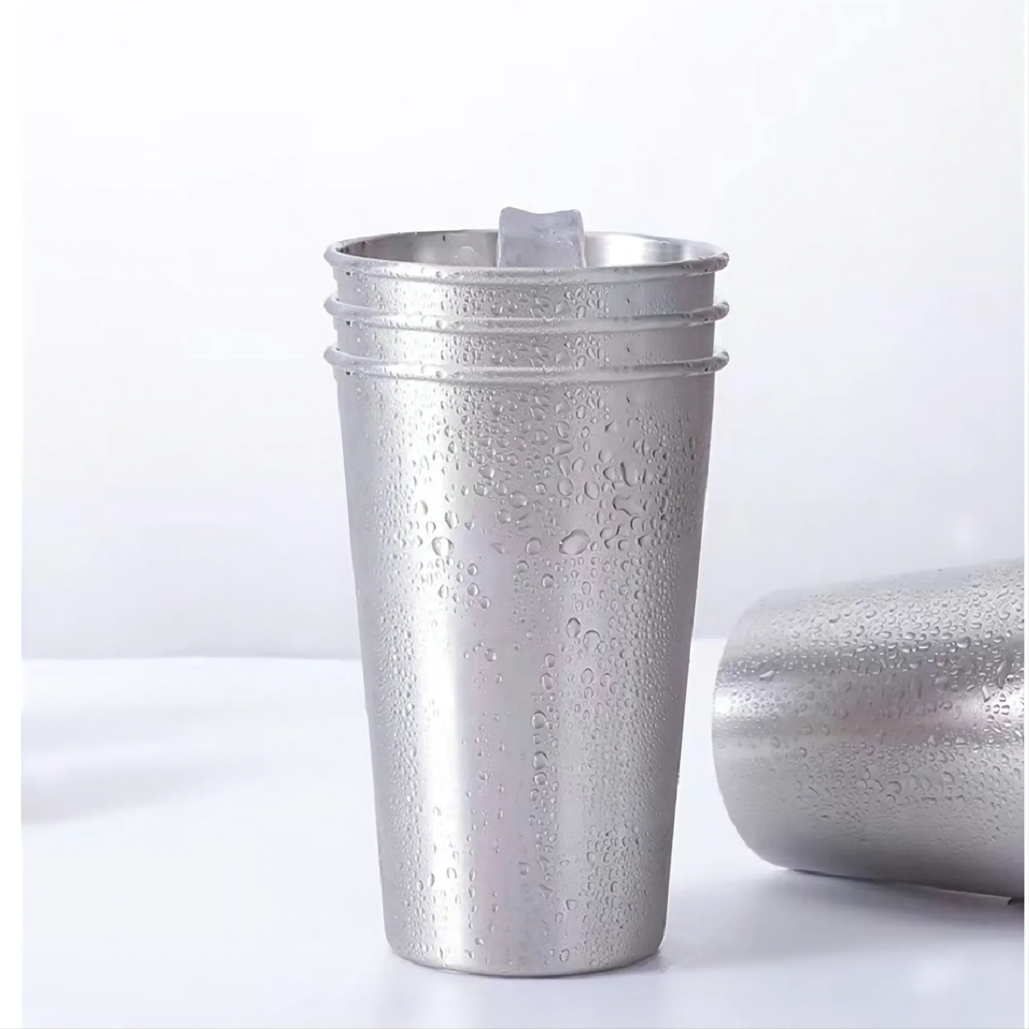 17 1/2 Ounce Stainless Pint Drinking Cup 5