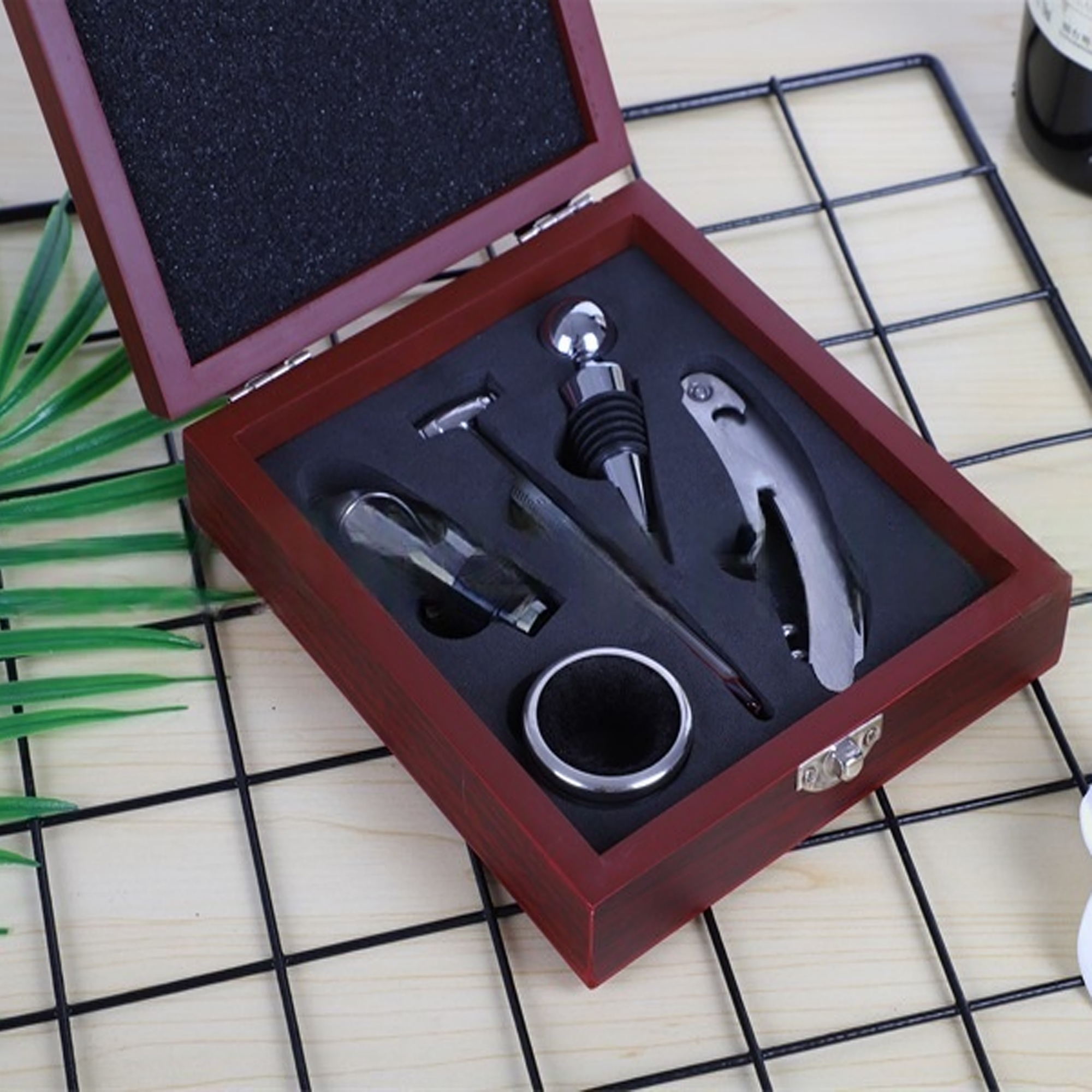 Rosewood Finish 5-Piece Wine Gift Set 4