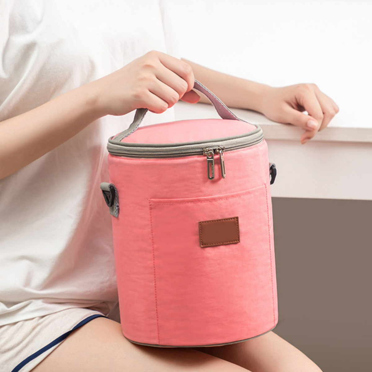 8L Insulated Round Cooler Bag W/ Handle and Shoulder Strap 5