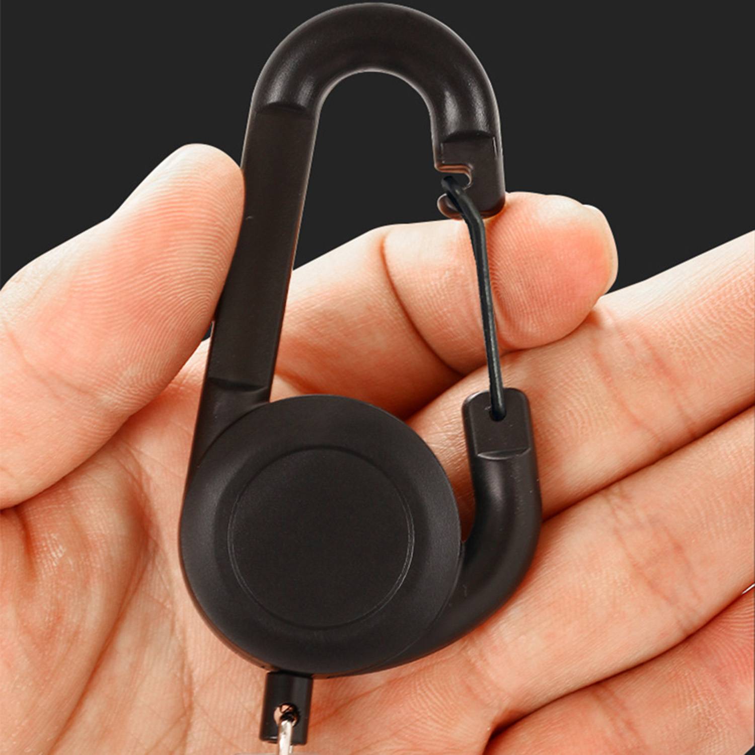 Retractable and easy-to-pull Keychain 5