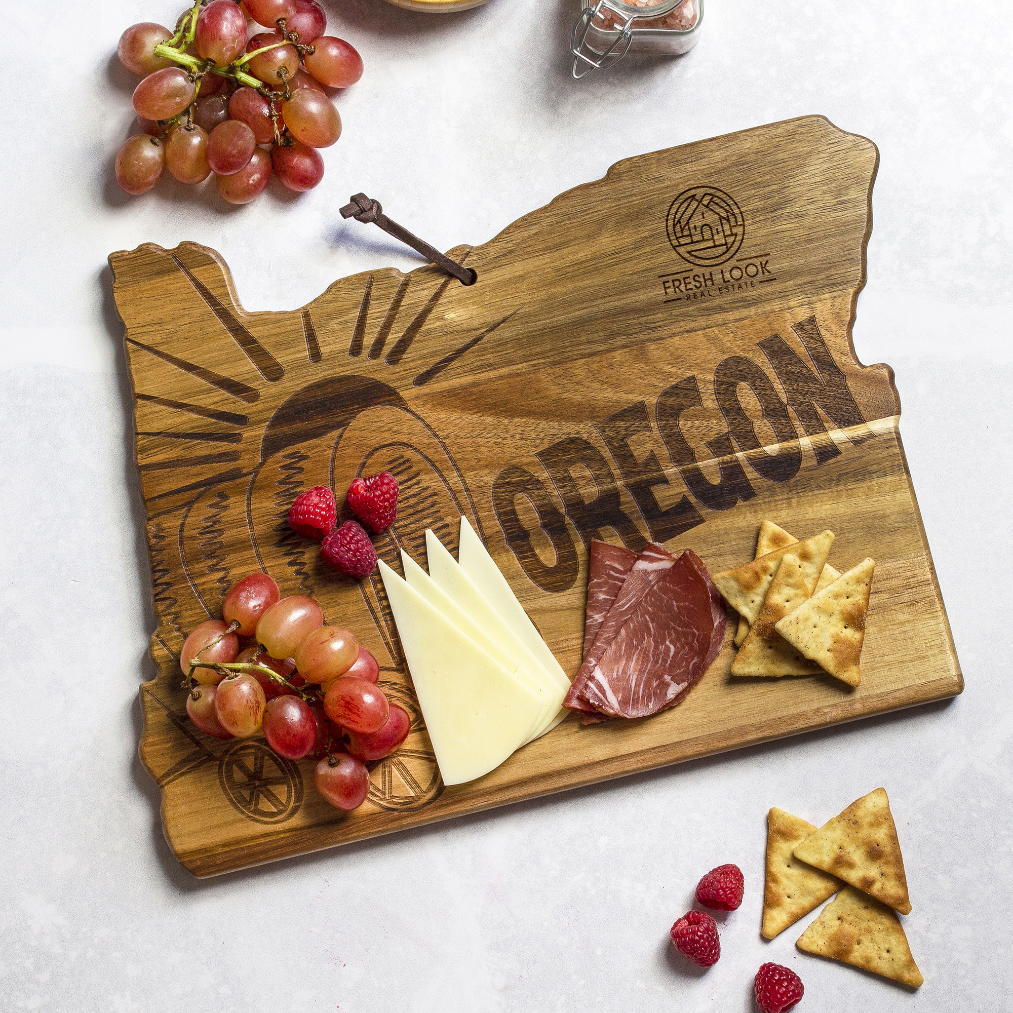 Rock & Branch® Origins Series Oregon State Shaped Cutting and Serving Board 2