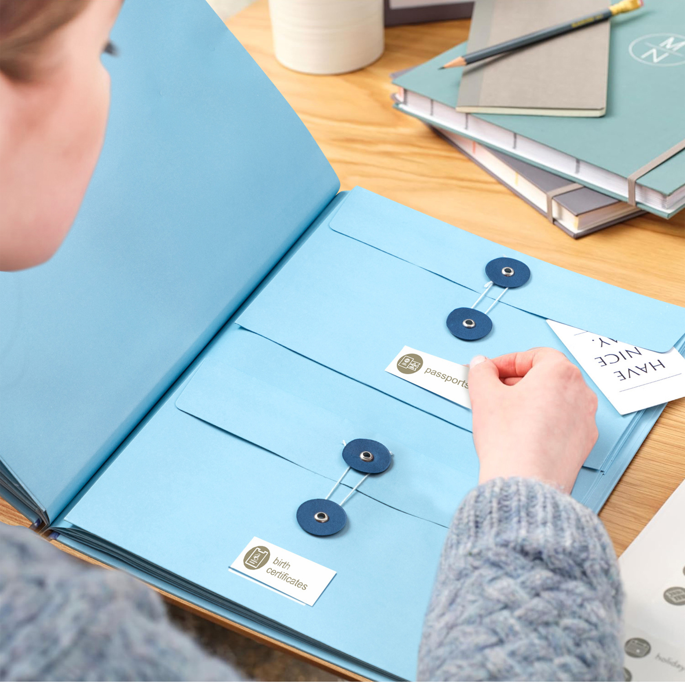 Pvc Stylish Expanding File Folder With Secure Closure For Everyday Use 4