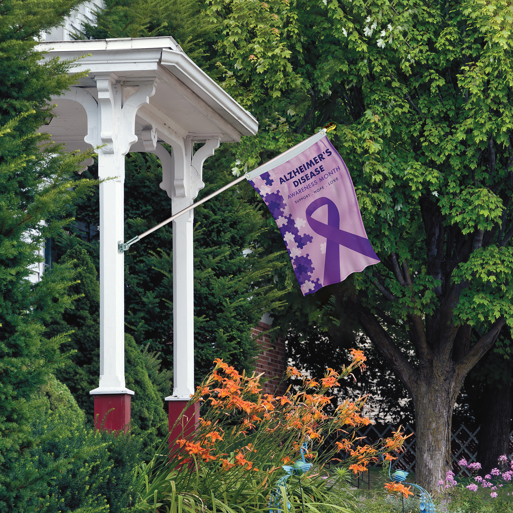 Banner Kit with 2' x 3' Flag and Silver Bracket 10