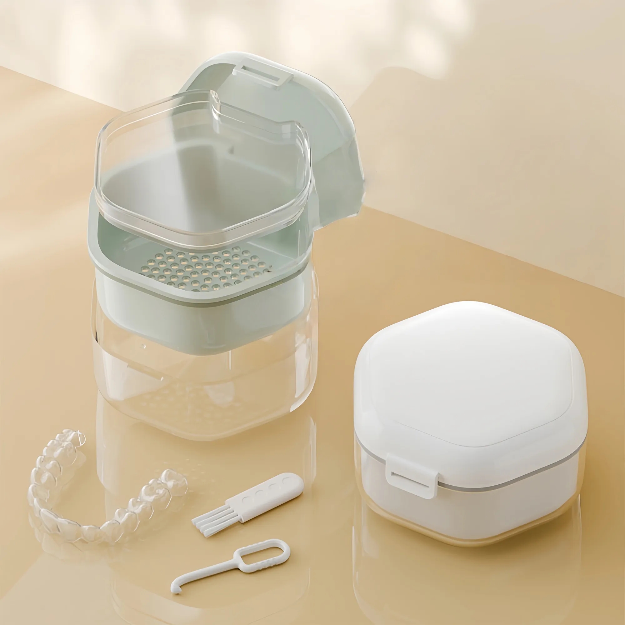 Teeth Retainer Storage Case 3