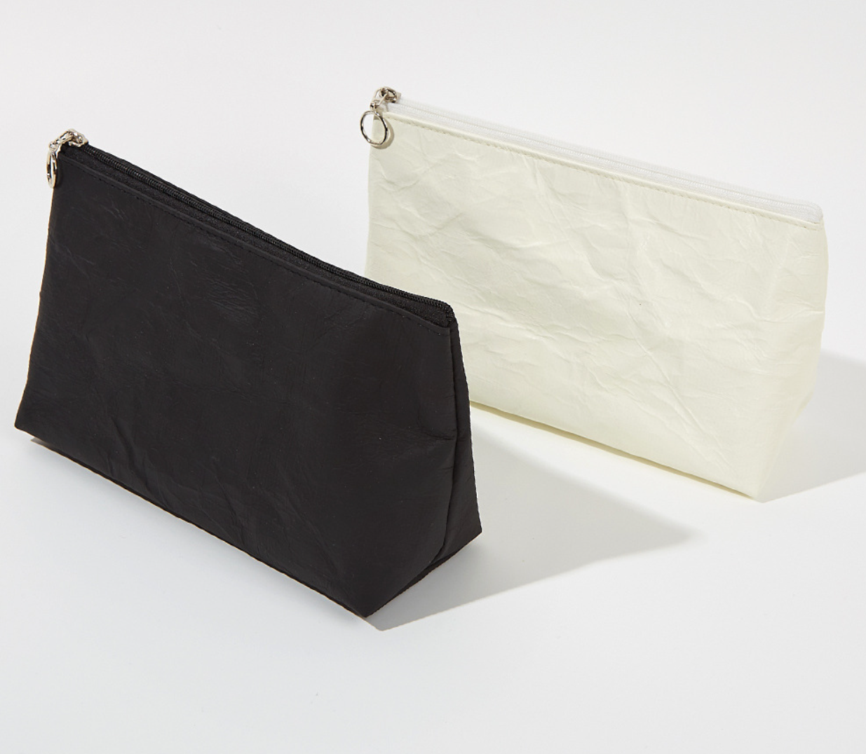 Dupont Paper Toiletry Bag 2