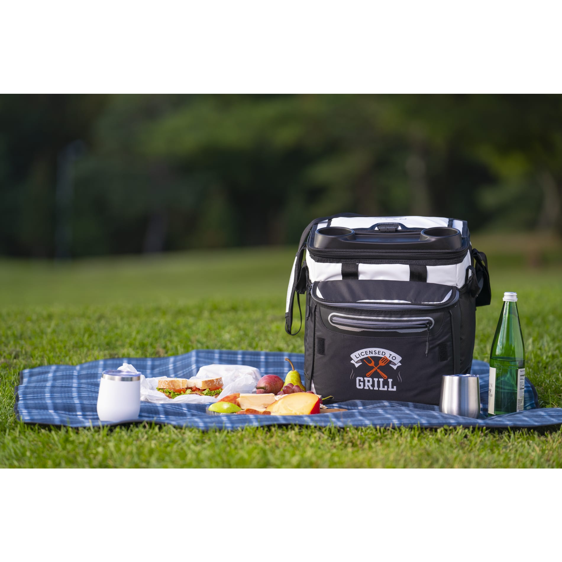 Arctic Zone® Titan Deep Freeze® Rolling Cooler 41