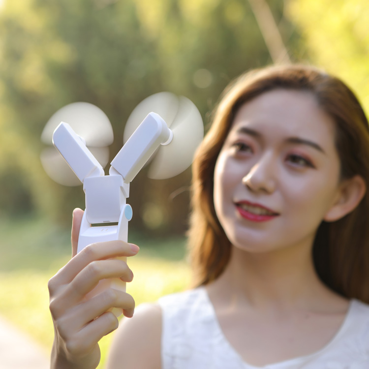 Mini Rechargeable Folded Fan 2