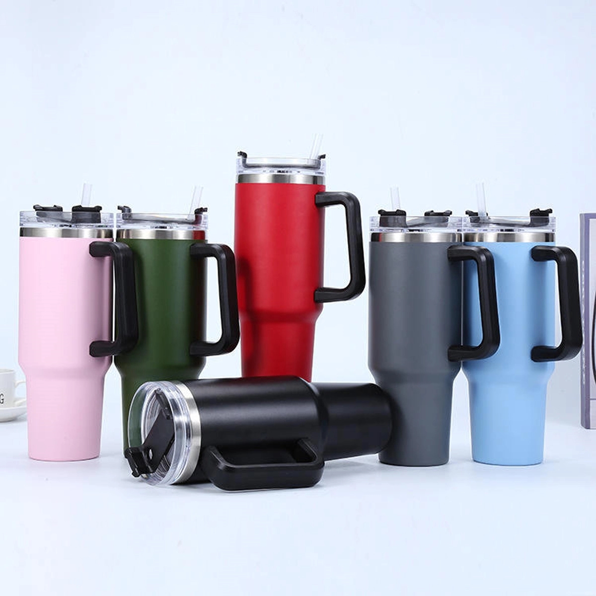 40 oz Tumbler with Handle 2