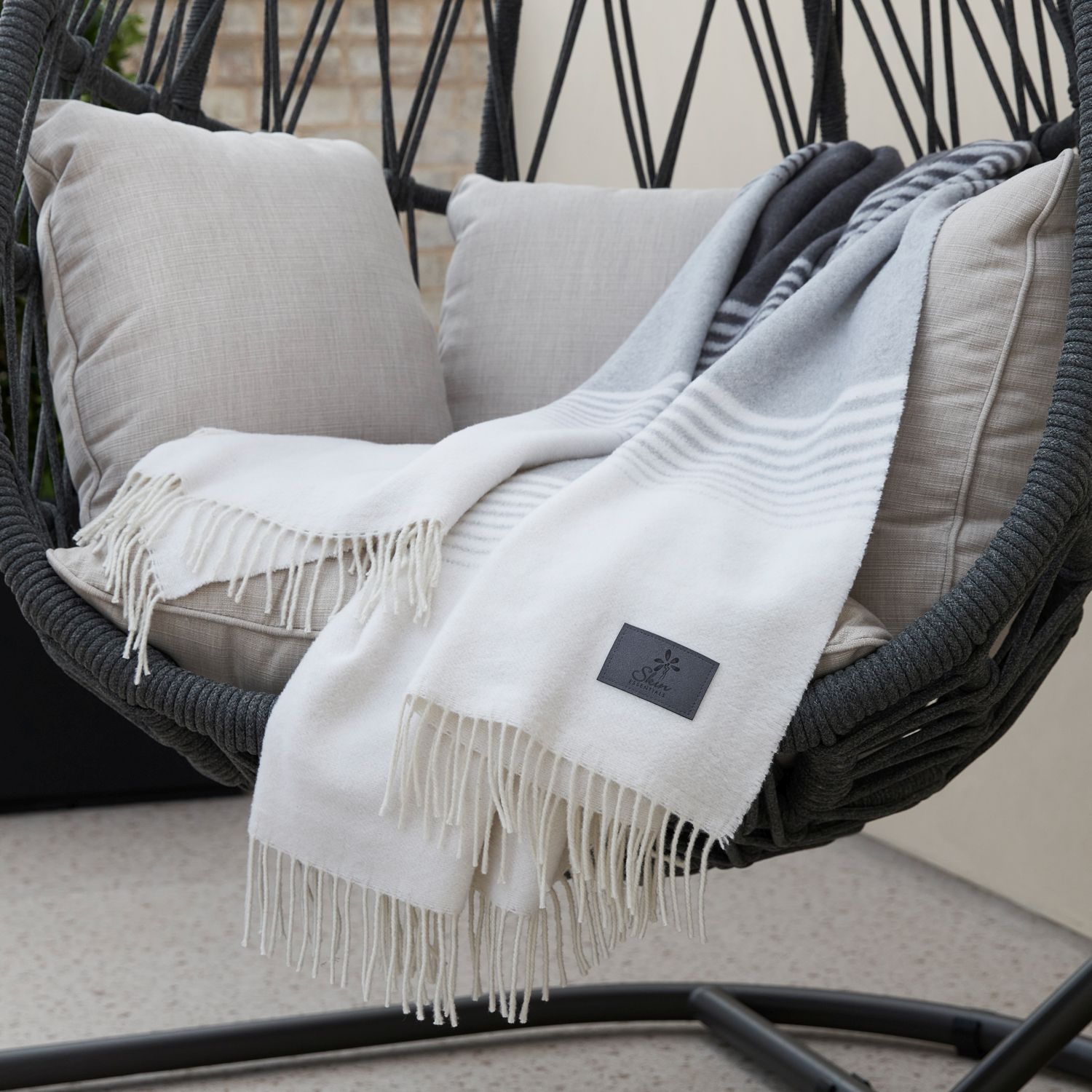Capri Throw 5