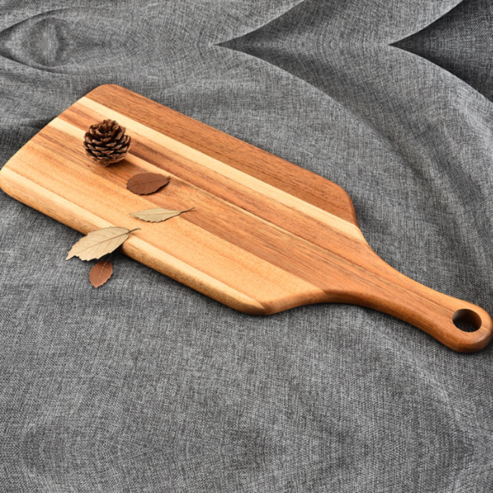Acacia Serving Board With Handle 3