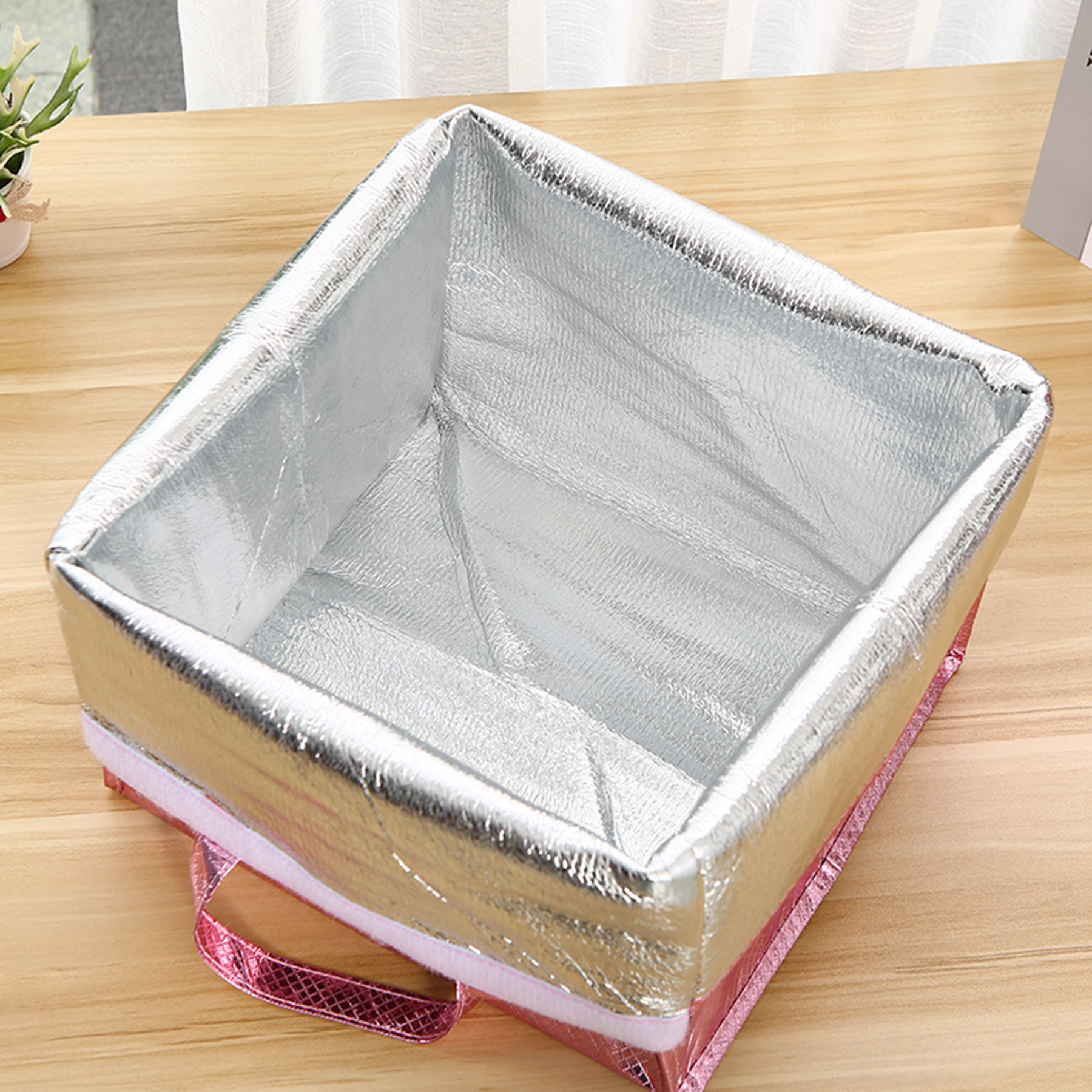 Insulated Lunch Bag 6