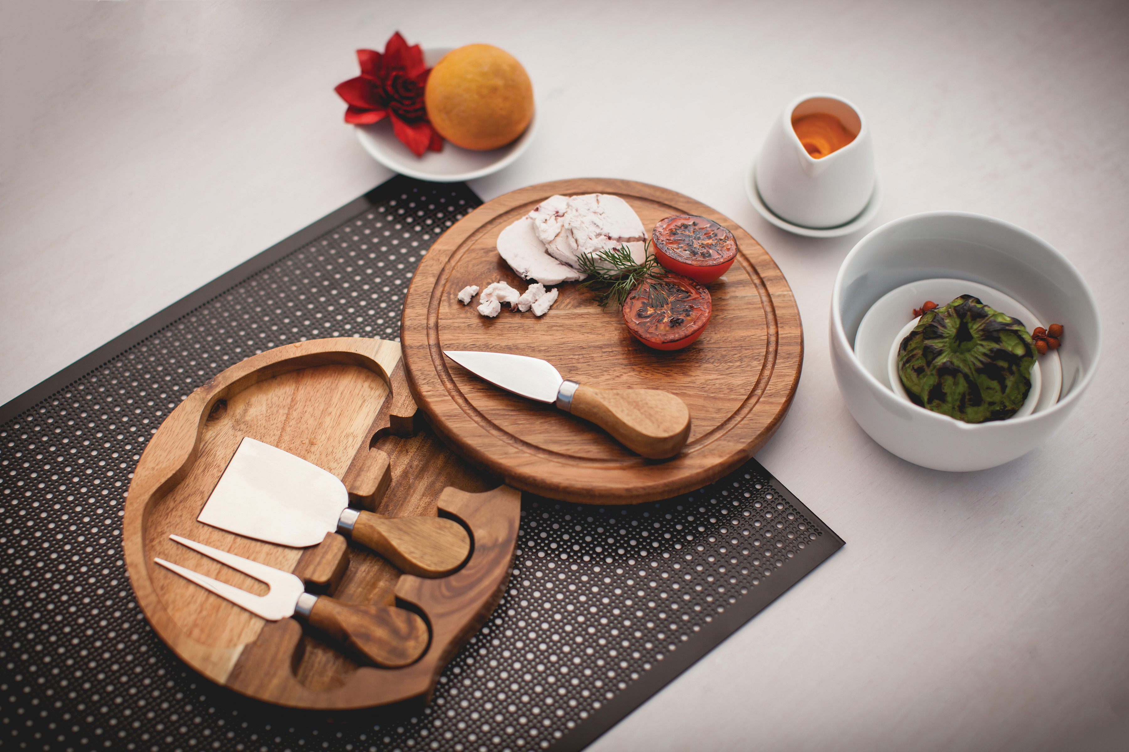 Acacia Brie Cheese Cutting Board & Tools Set 1