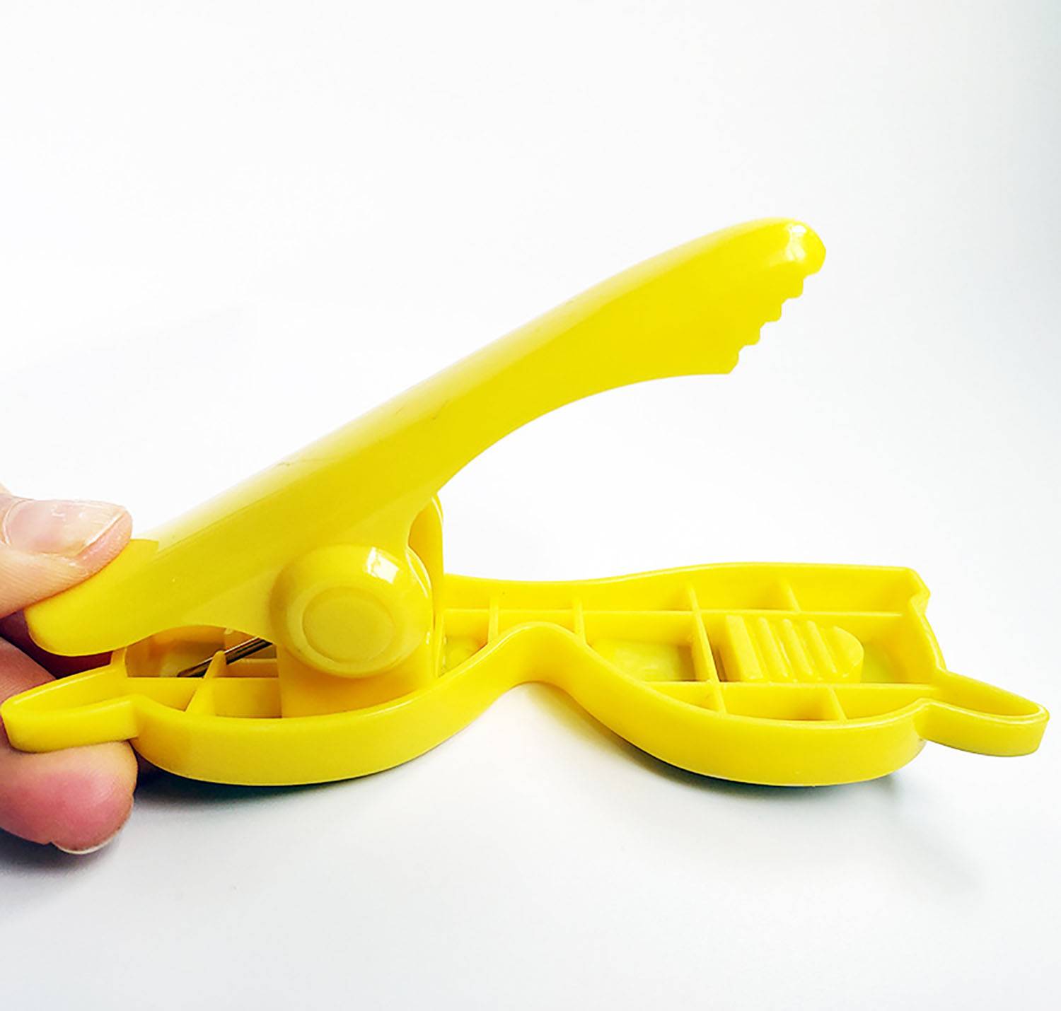 Sunglasses Shaped Towel Clips For Beach Chairs 6