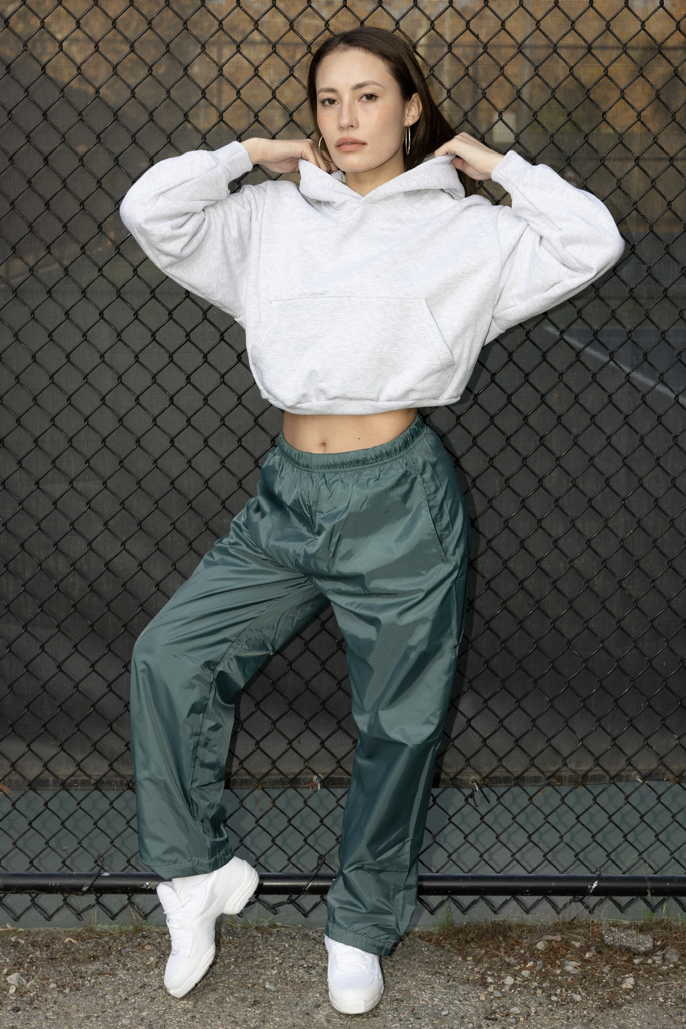 WOMEN'S 14 OZ HEAVY FLEECE CROPPED HOODIE 6