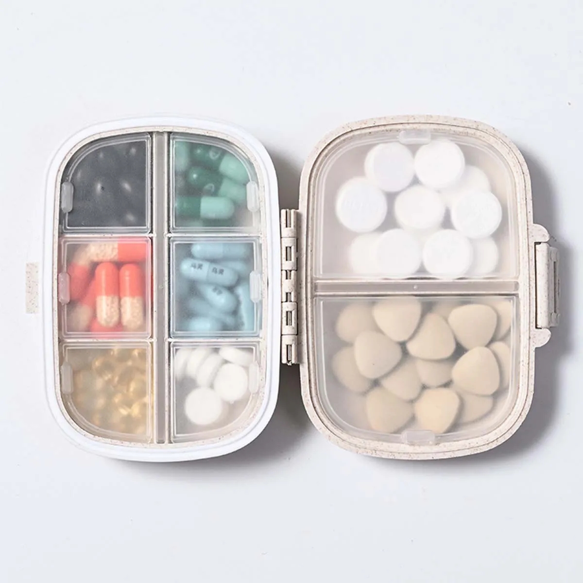 8 Compartments Wheat Straw Portable Daily Pill Organizer 9