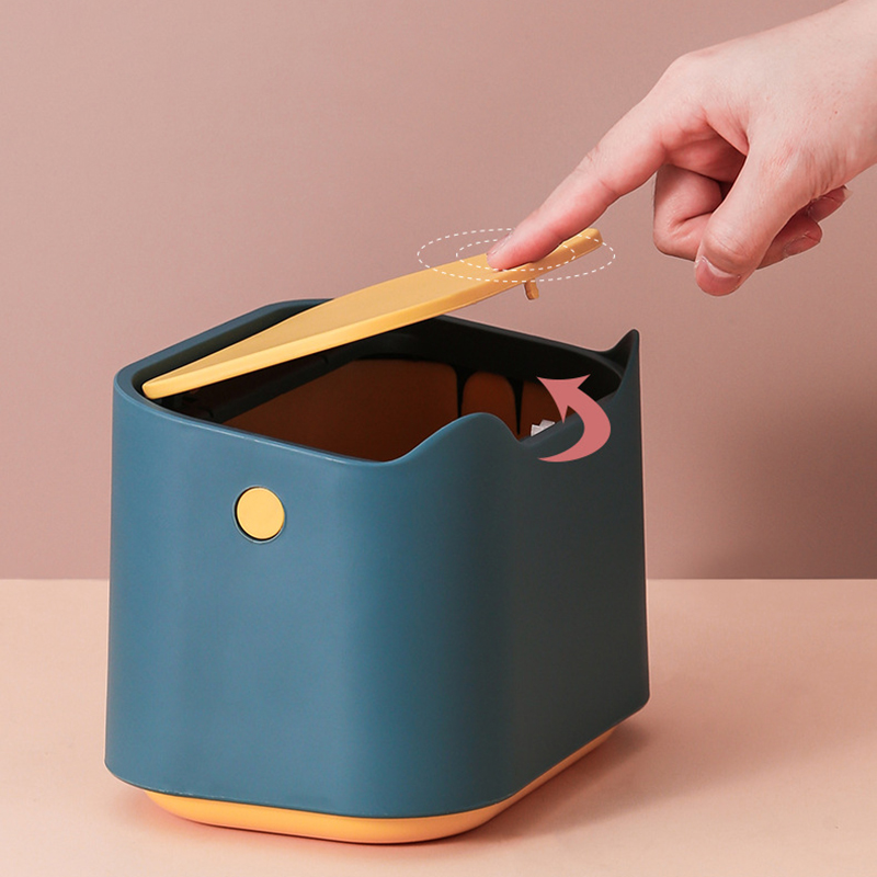 Mini Desktop Trash Can w/Lid 23