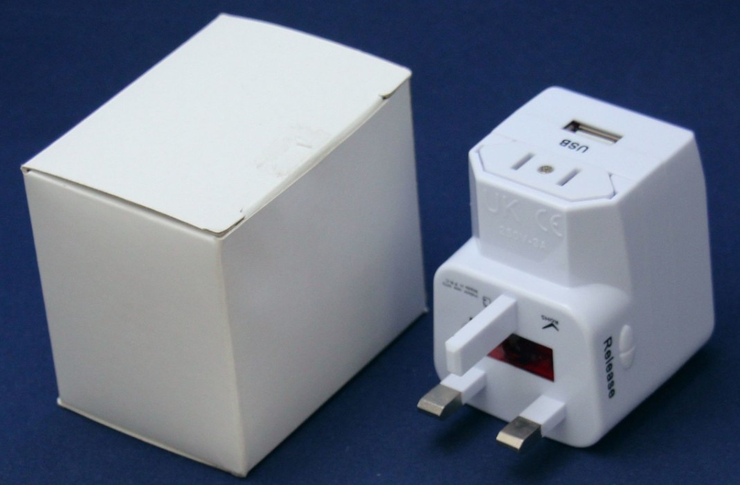 GlobeGuard Surge Universal USB Adapter 7