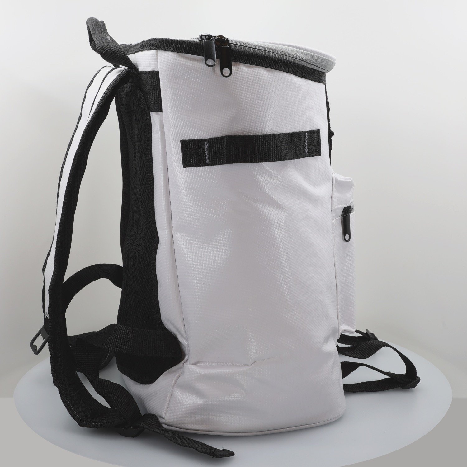 Olympus Mid-size Backpack Cooler