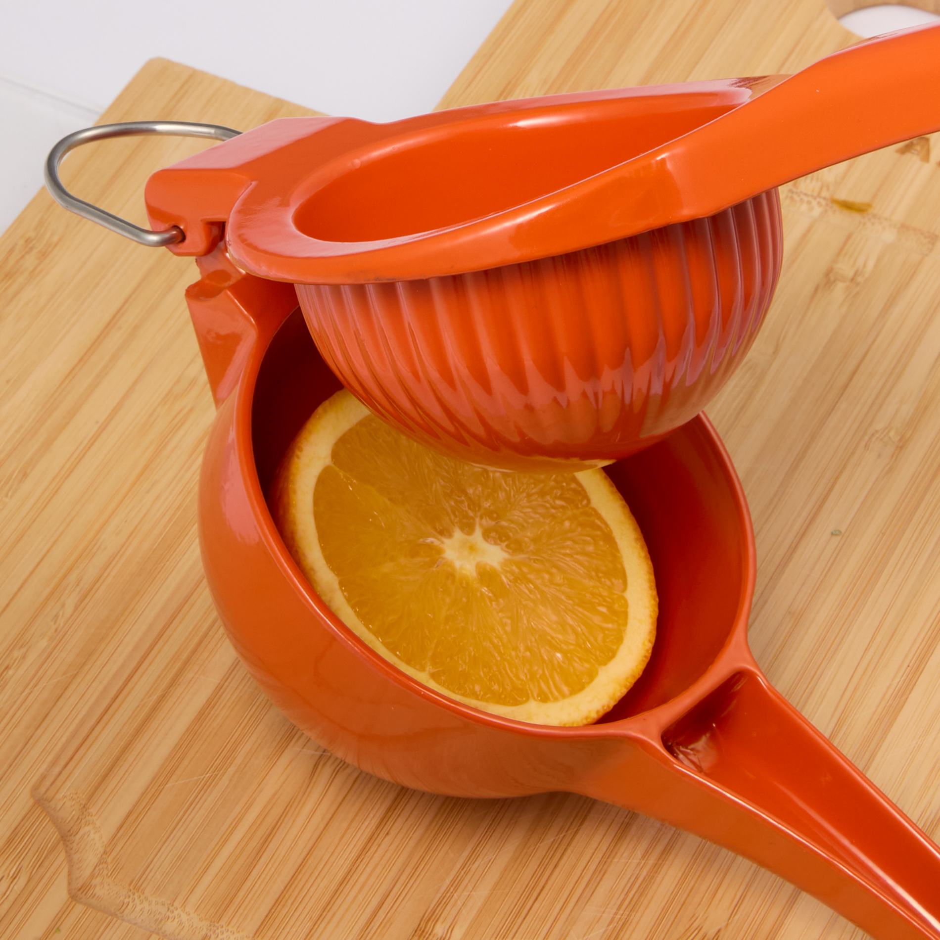 Kitchi Orange Squeezer 20