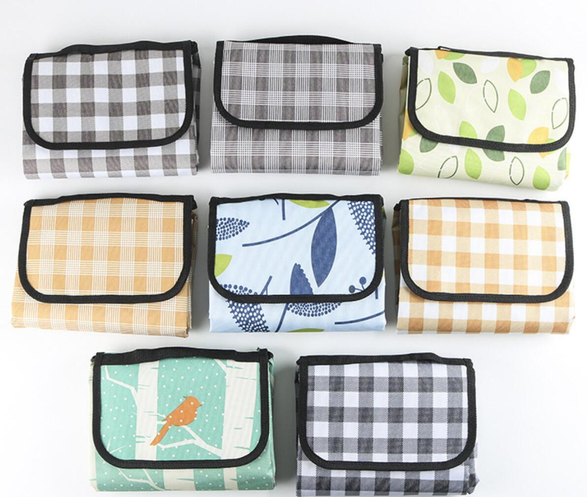 59" x 40" Roll-Up Picnic Blanket 4