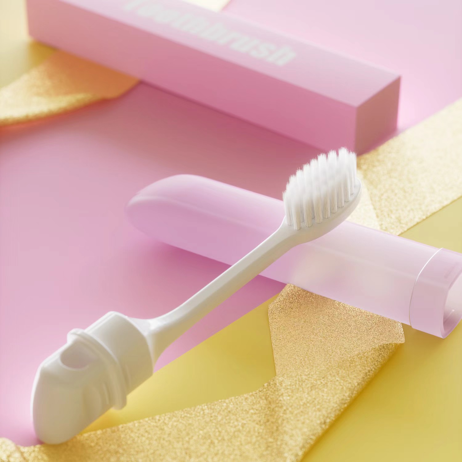 Portable Flooding Travel Toothbrush 3