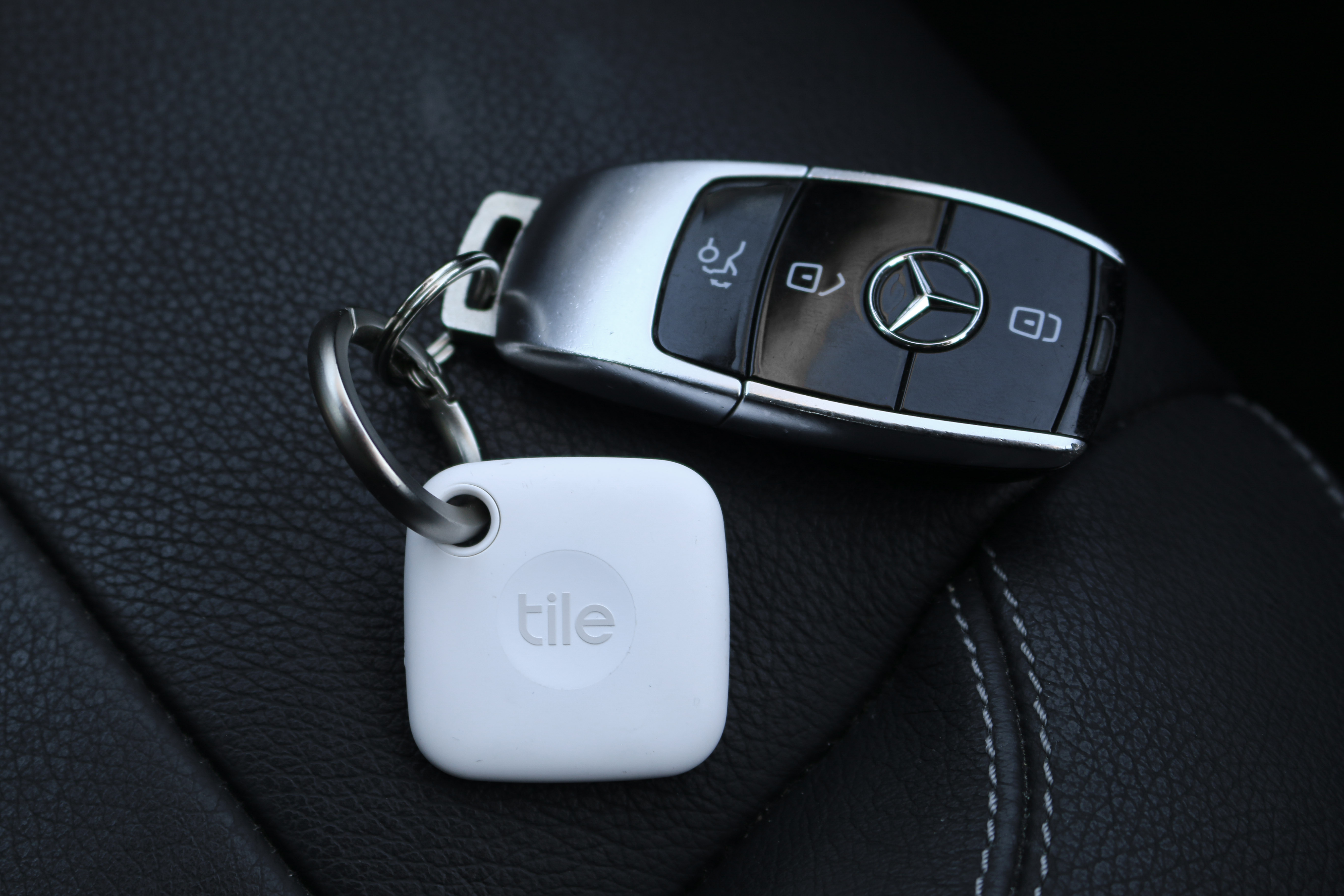 Standard Tile Mate + Key Ring 6