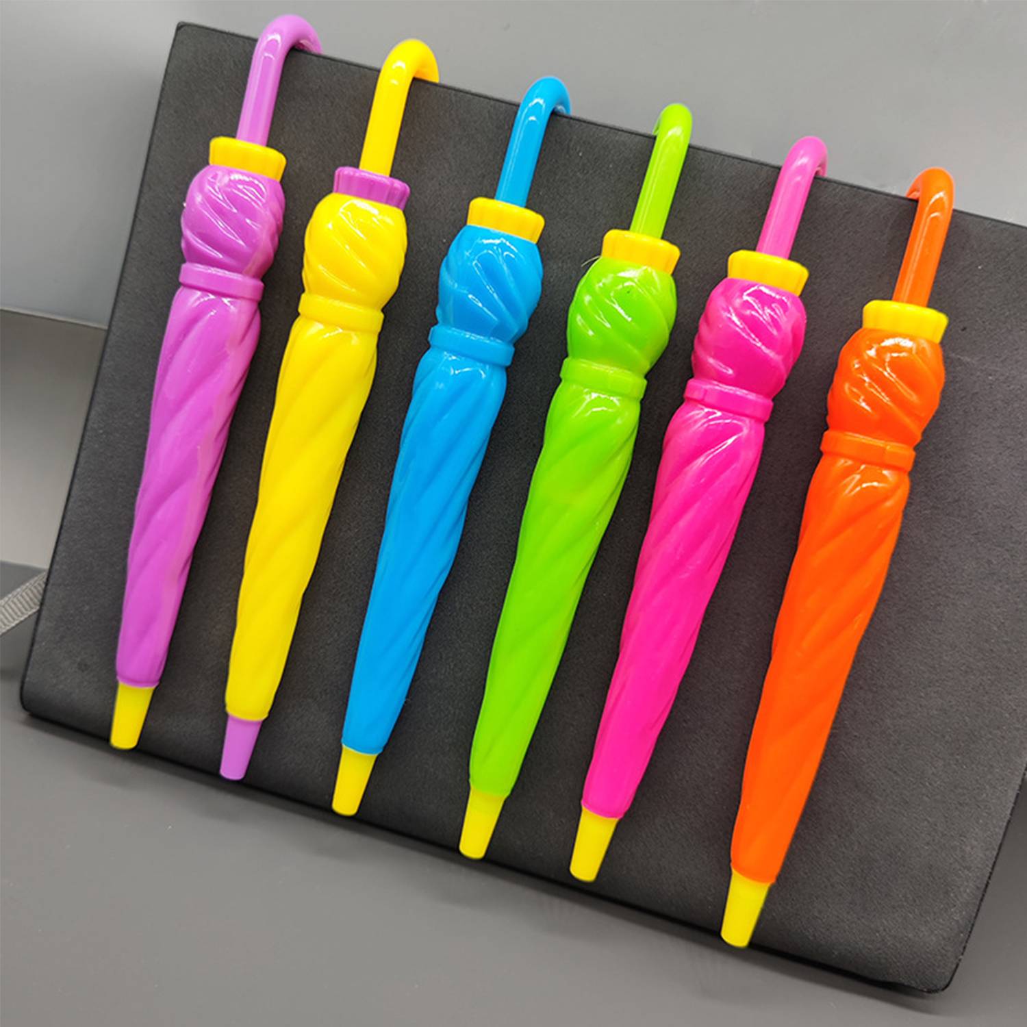 Cute cartoon umbrella shaped ballpoint pen 2