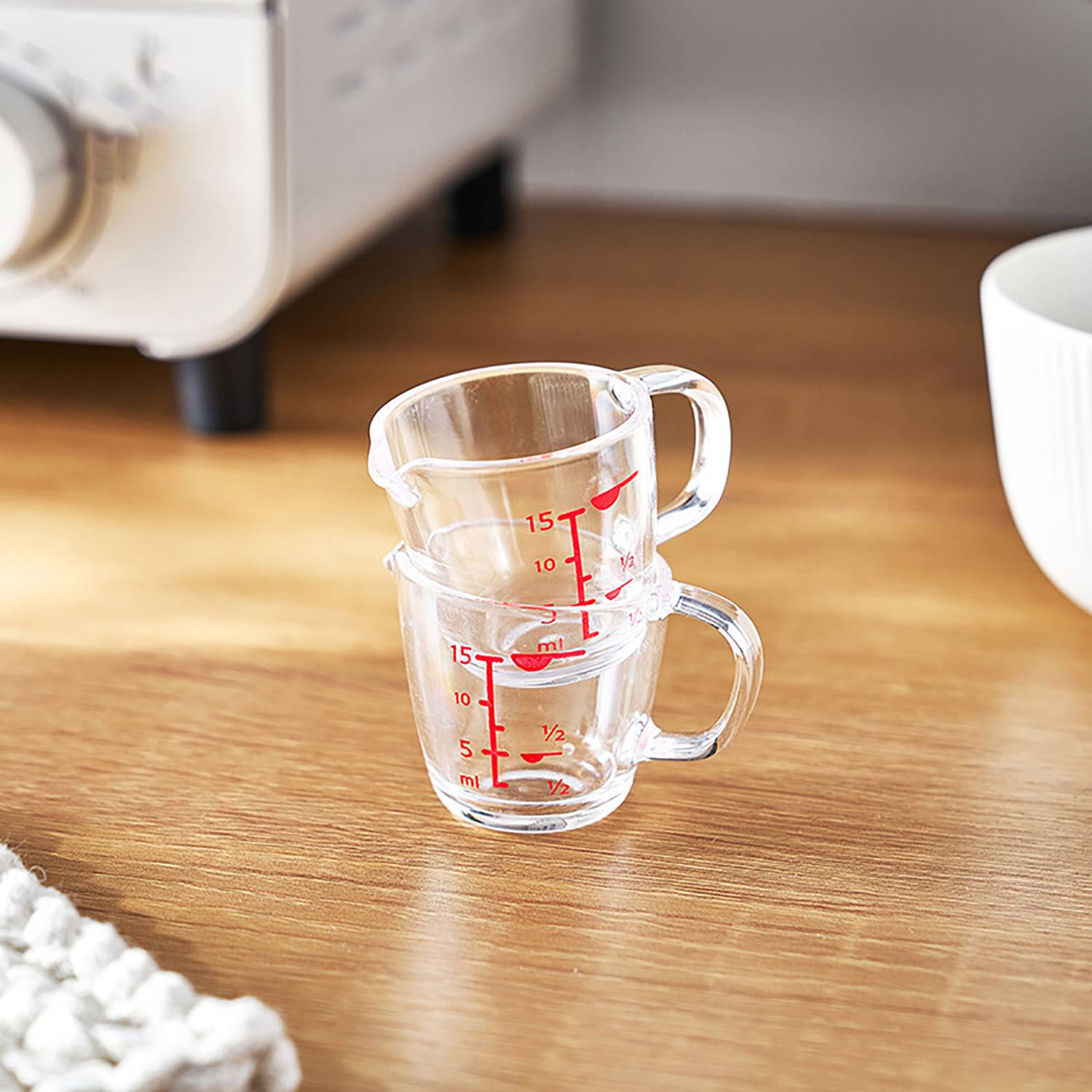 0.5oz Mini Clear Measuring Cup 3