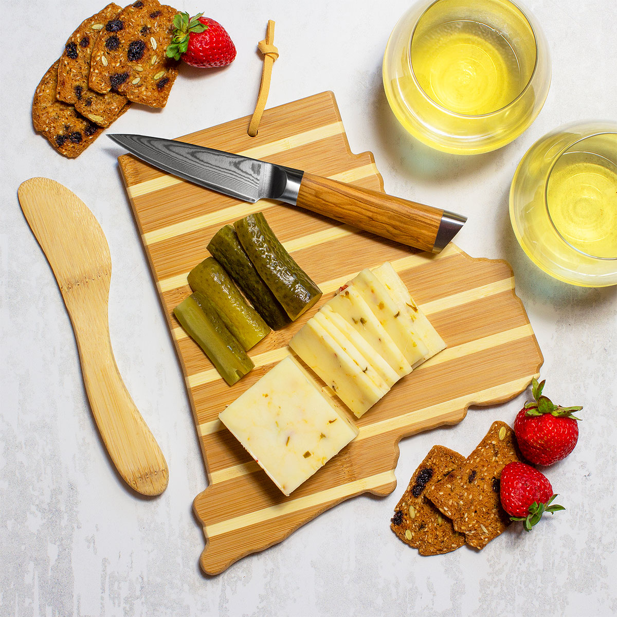 Rhode Island Charcuterie Board with Spreader Knife Gift Set 2