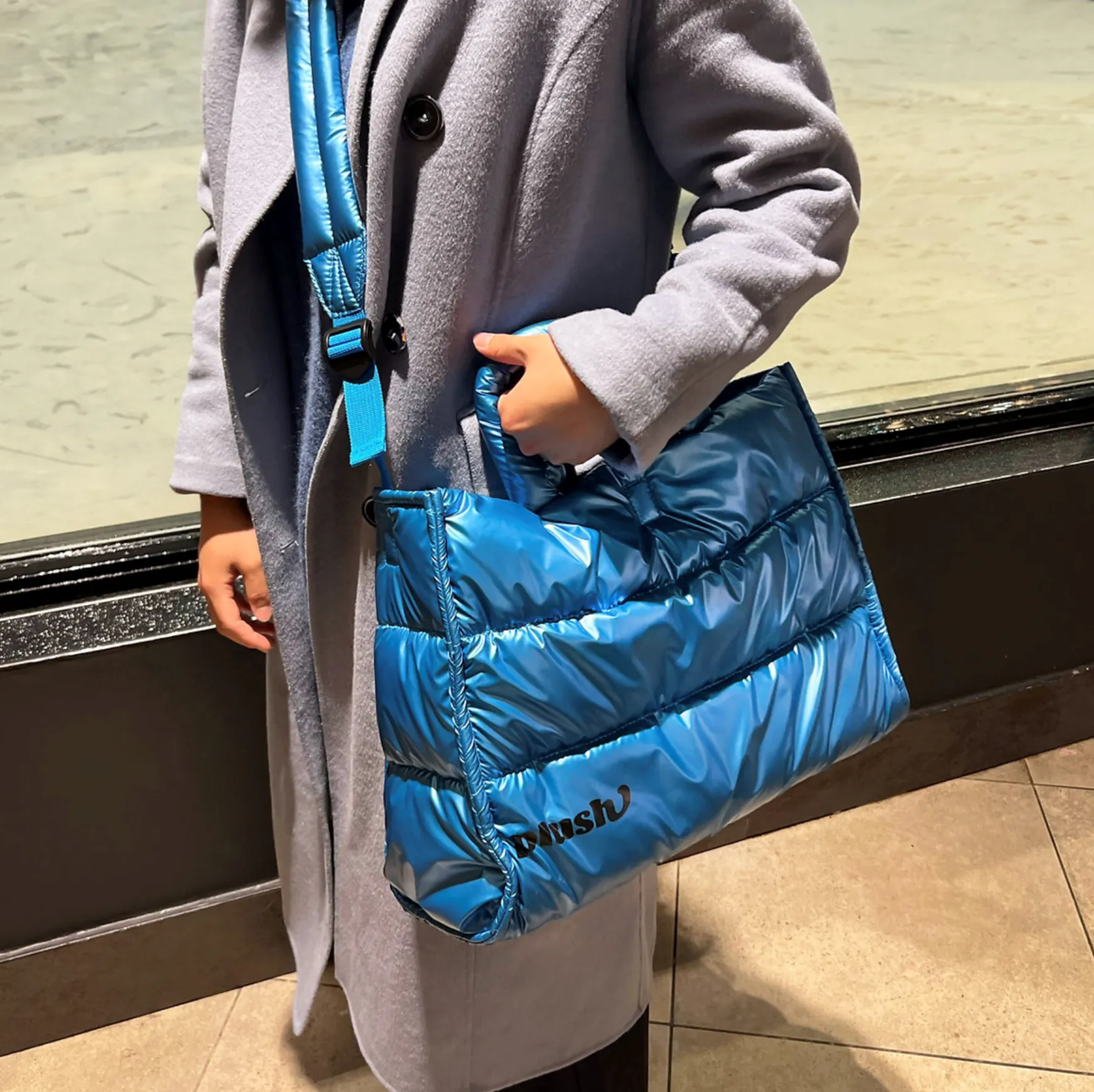 Puffer Open Tote, custom tote bag with logo imprint 4