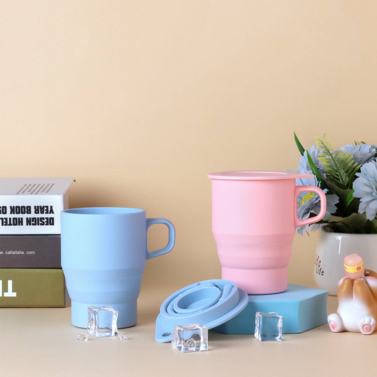 Silicone Foldable Cups W/ Straw 2