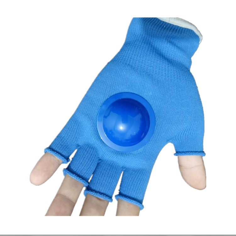 Sports Clakkers Gloves 6