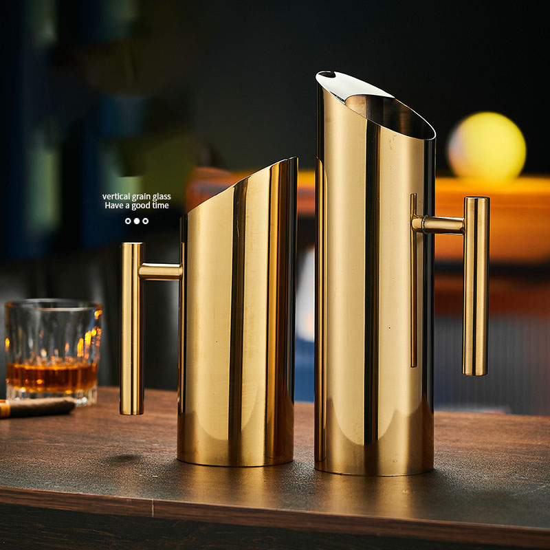 33 oz Sleek Stainless Steel Pitcher 3