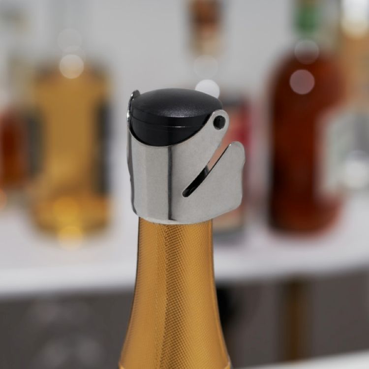 True® Beret™: Champagne Stopper 2