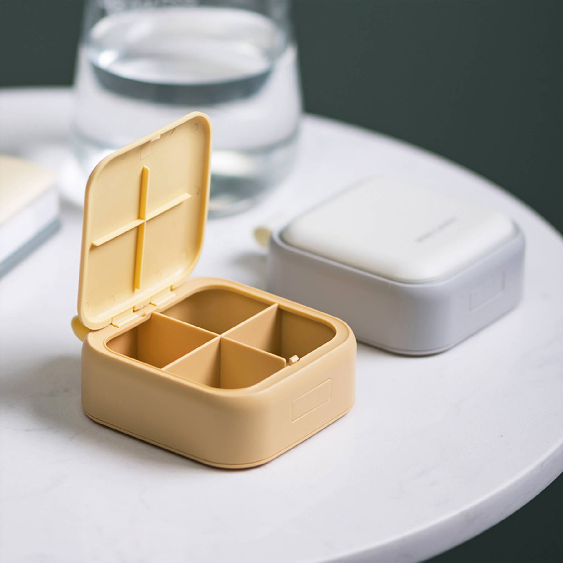 Plastic Portable dispensing small pill box 7