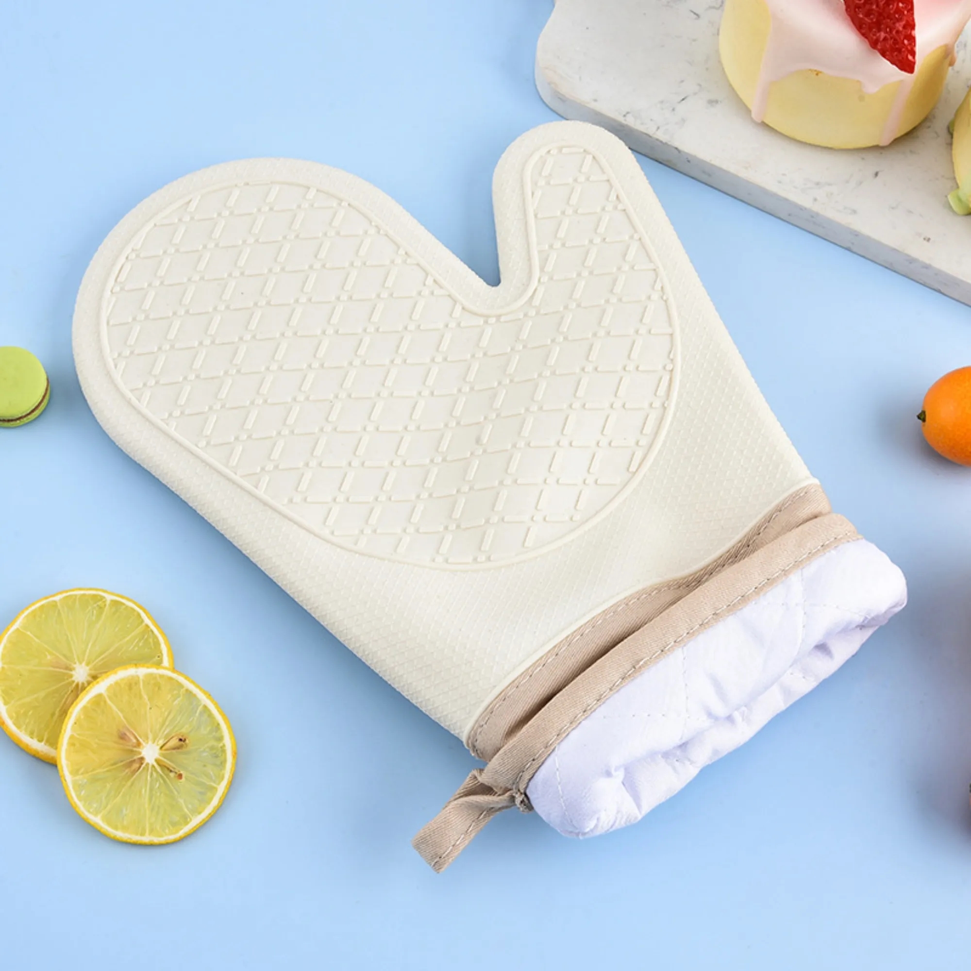 Silicone insulated gloves kitchen baking tools 2