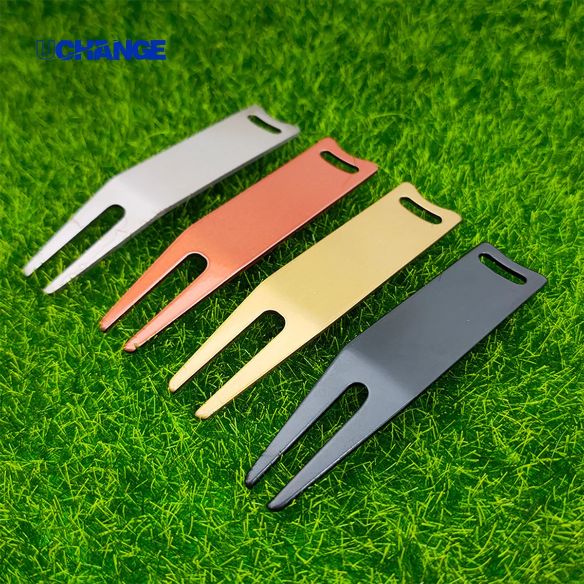 Steel Golf Divot Repair Tool With Slot 3