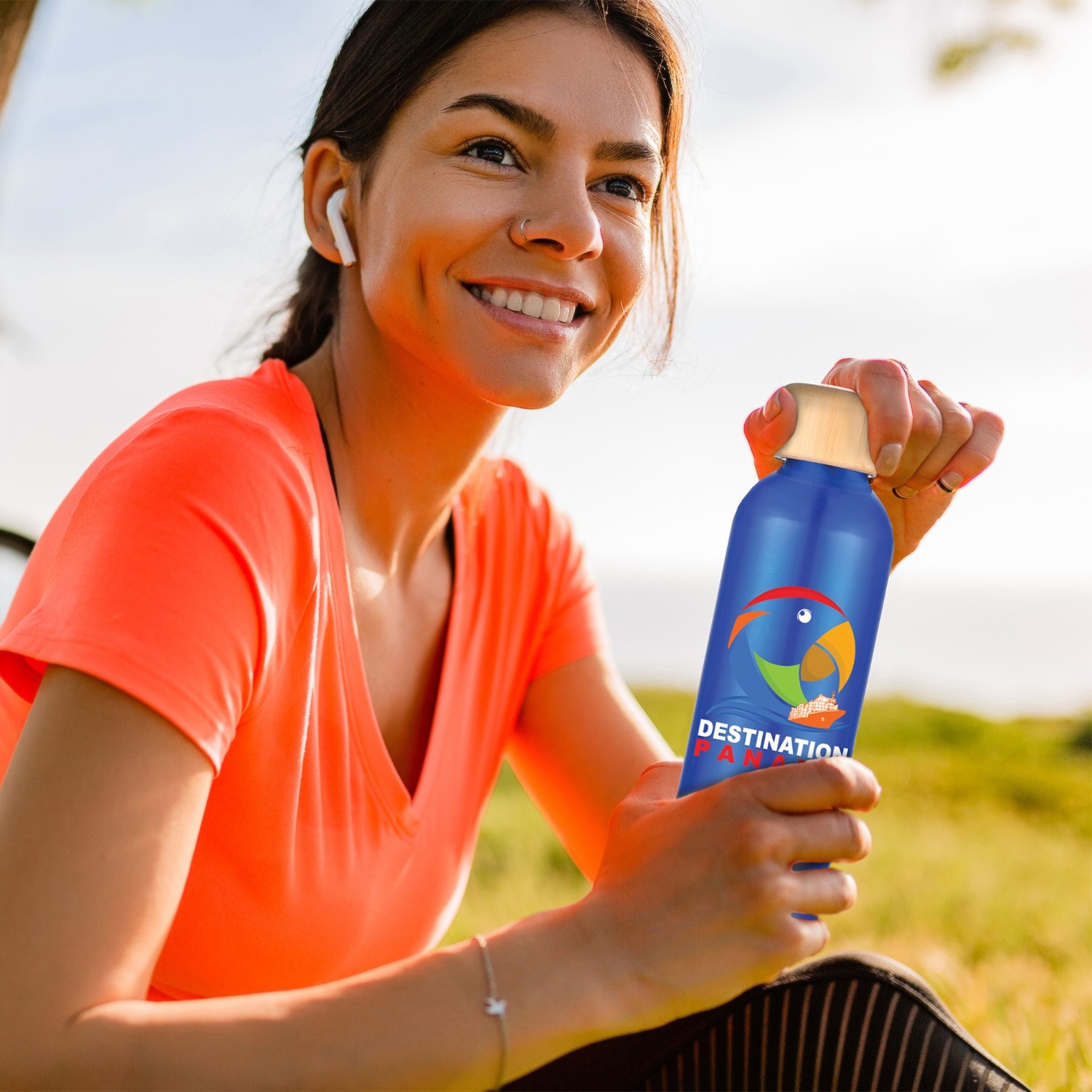 Juno 24 oz Recycled Aluminum Water Bottle with Bamboo Lid 22