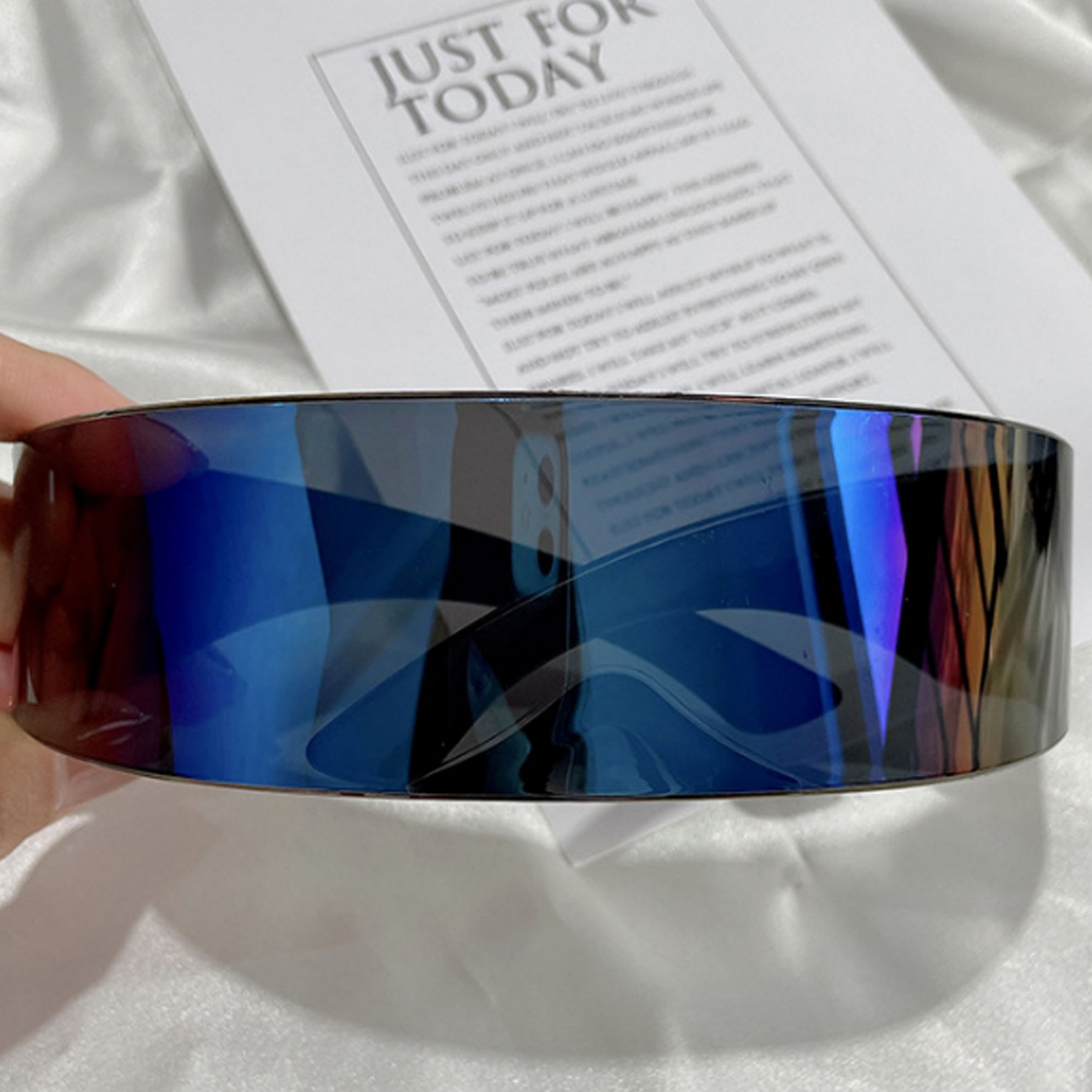 Oversized Shield Sunglasses 3
