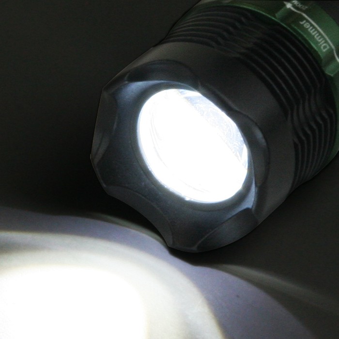 Trion Dual Output LED (CREE® XP-E R2 3 Watt) 3