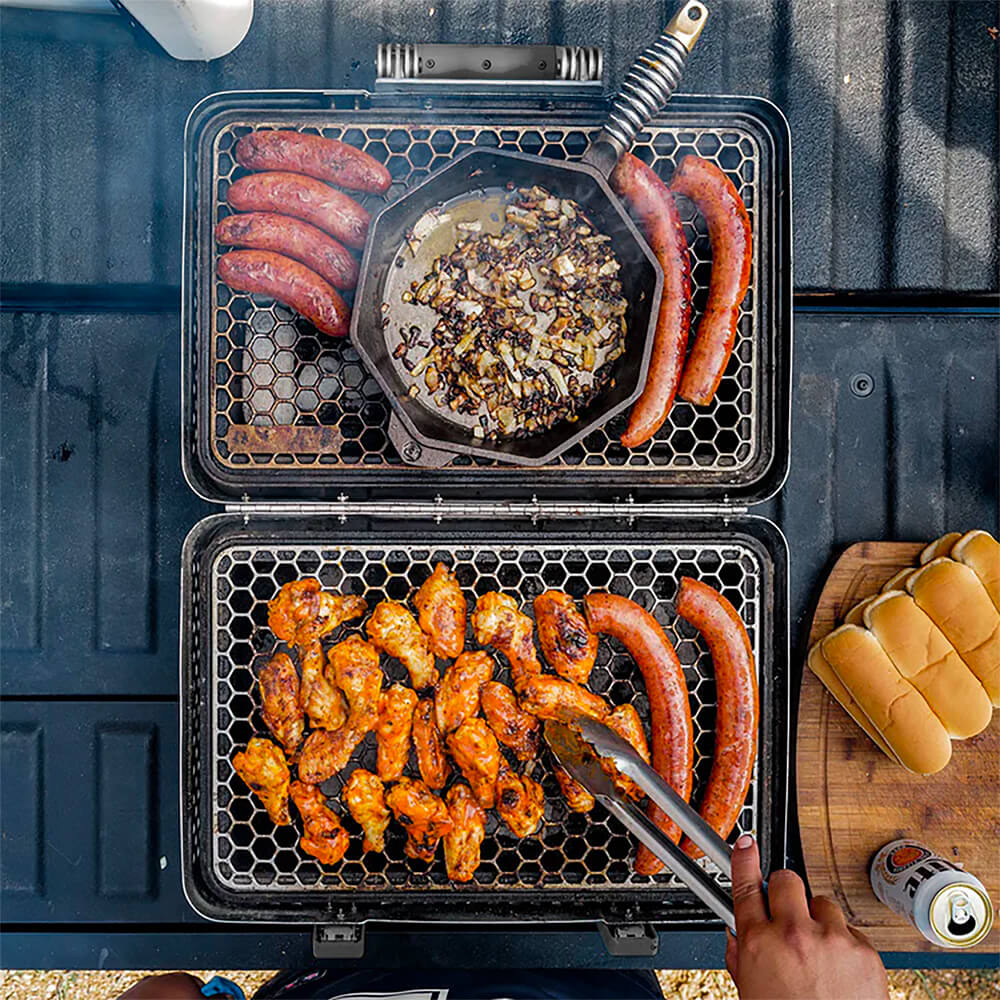 Nomad Grill & Smoker 5