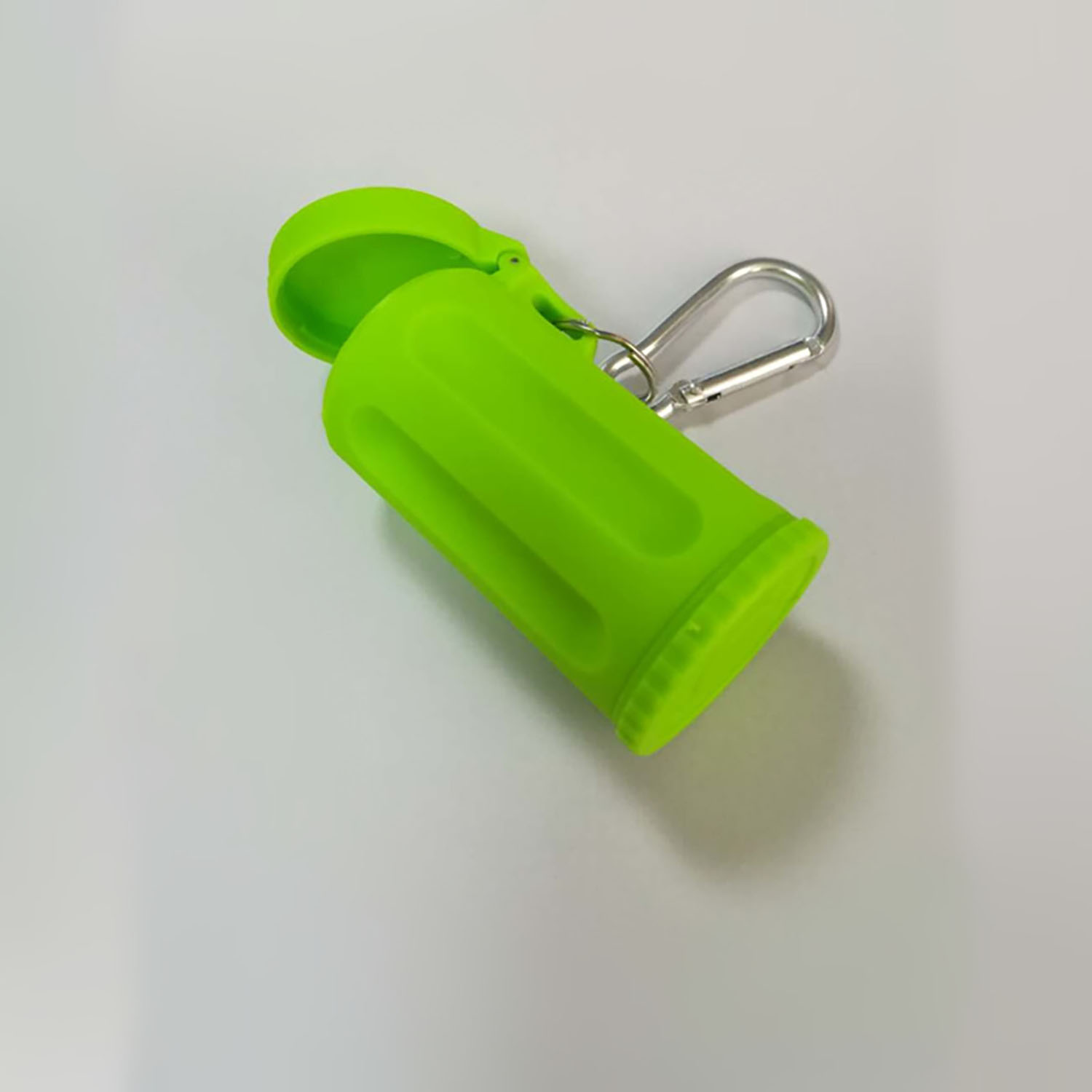Outdoor Plastic Ashtray w/ Carabiner 7