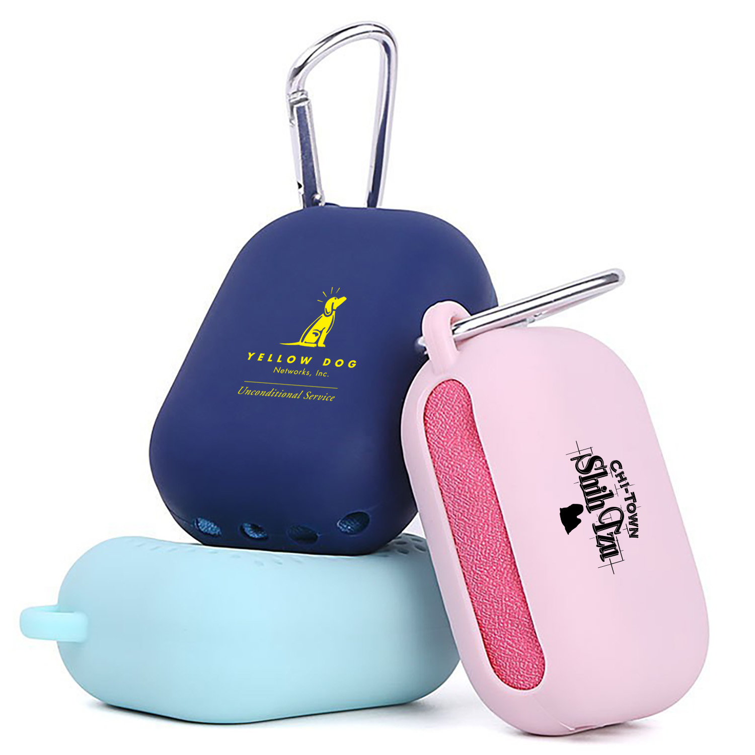 Portable Pet Towel with Silicone Pouch and Carabiner Clip 2