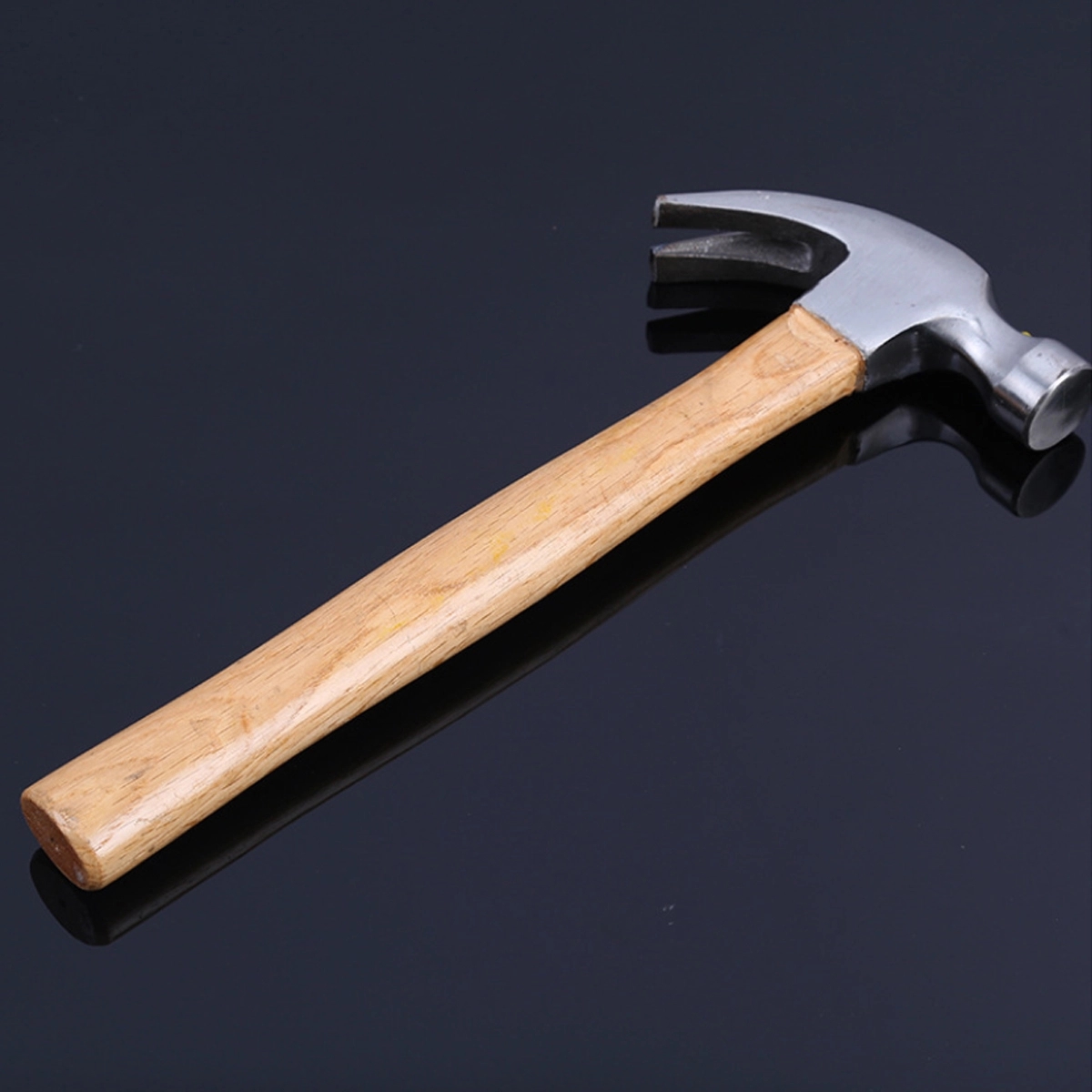 Wood Handle Claw Hammer 3